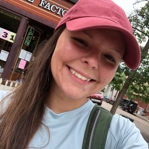 Meet your Posher, Ashley